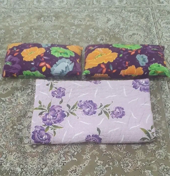 یک عدد لحاف دو عدد بالشت|رختخواب، بالش، پتو|رباطکریم, رباطکریم|دیوار