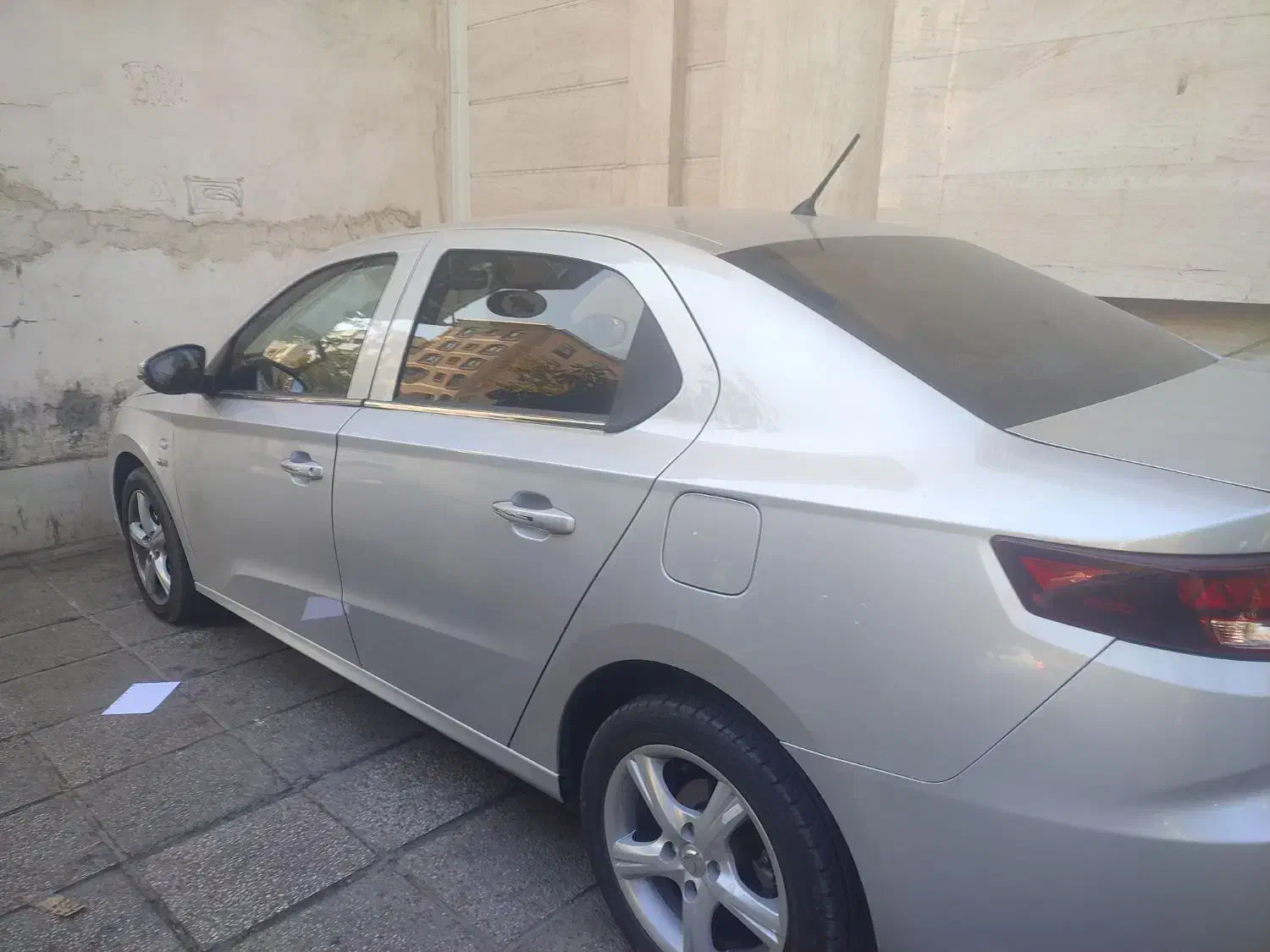 تارا وی2 اتومات خانگی|خودرو سواری و وانت|شیراز, ملاصدرا|دیوار