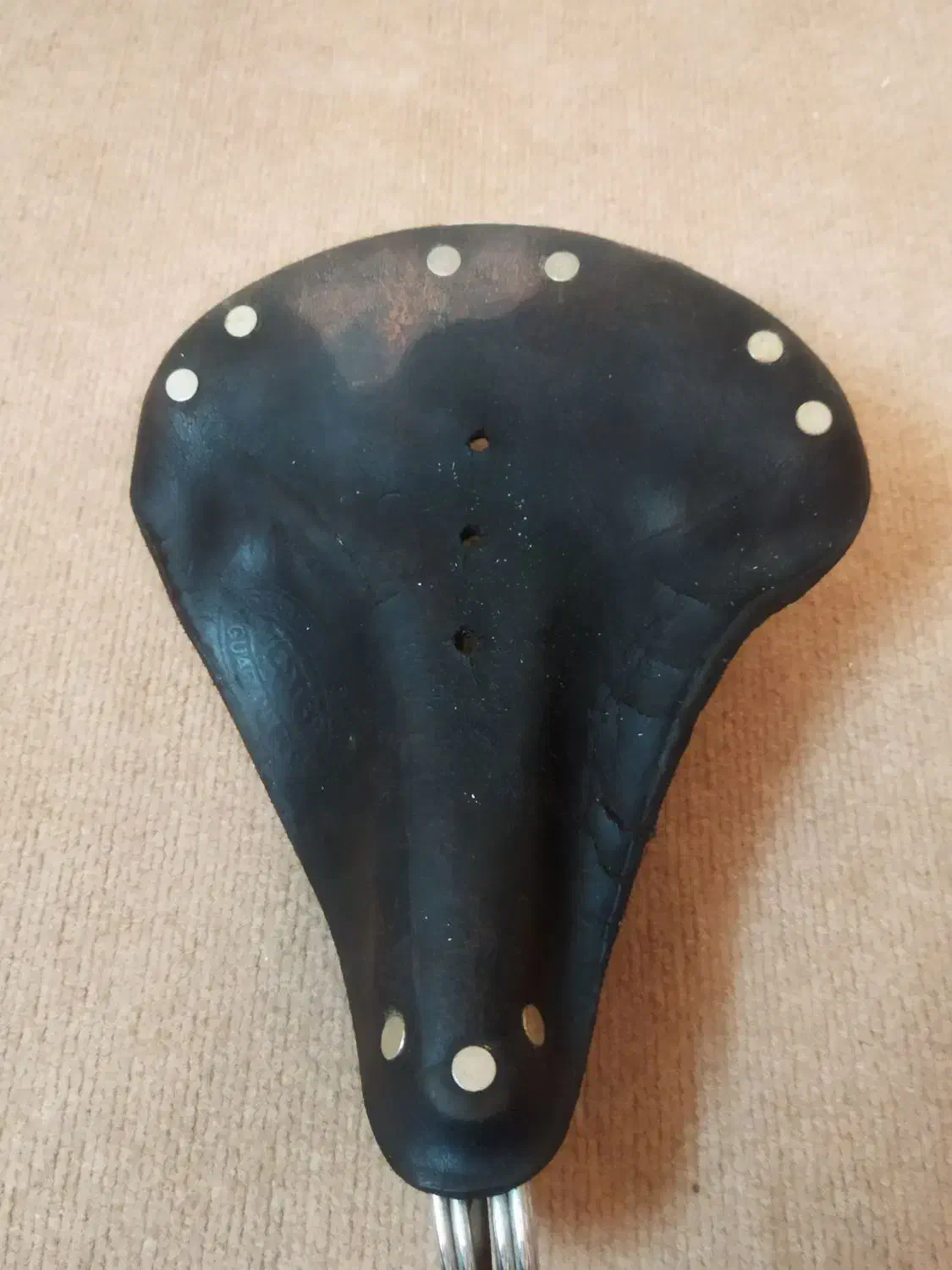 زین اصلی دوچرخه قدیمی 2.5 بزرگ|دوچرخه، اسکیت، اسکوتر|اصفهان, باب الدشت|دیوار