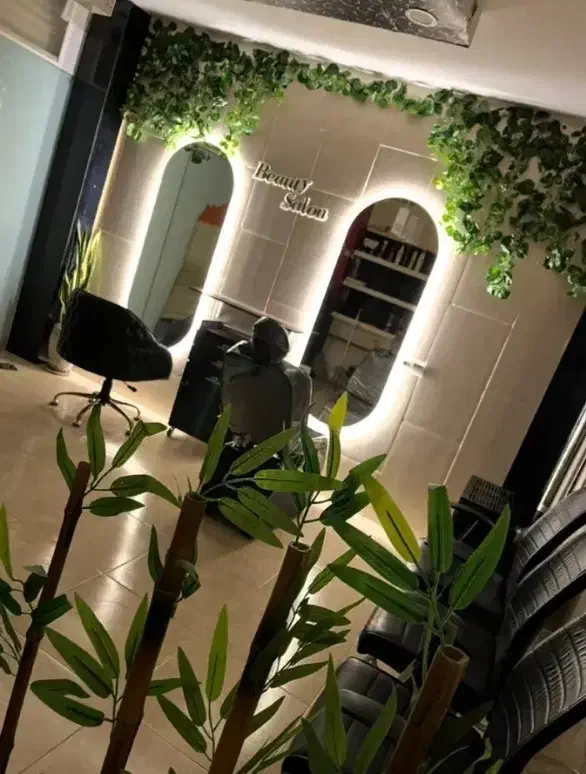 اجاره لاین های آرایشی در تاپ لوکیشن خانه اصفهان|خدمات آرایشگری و زیبایی|اصفهان, خانه اصفهان|دیوار