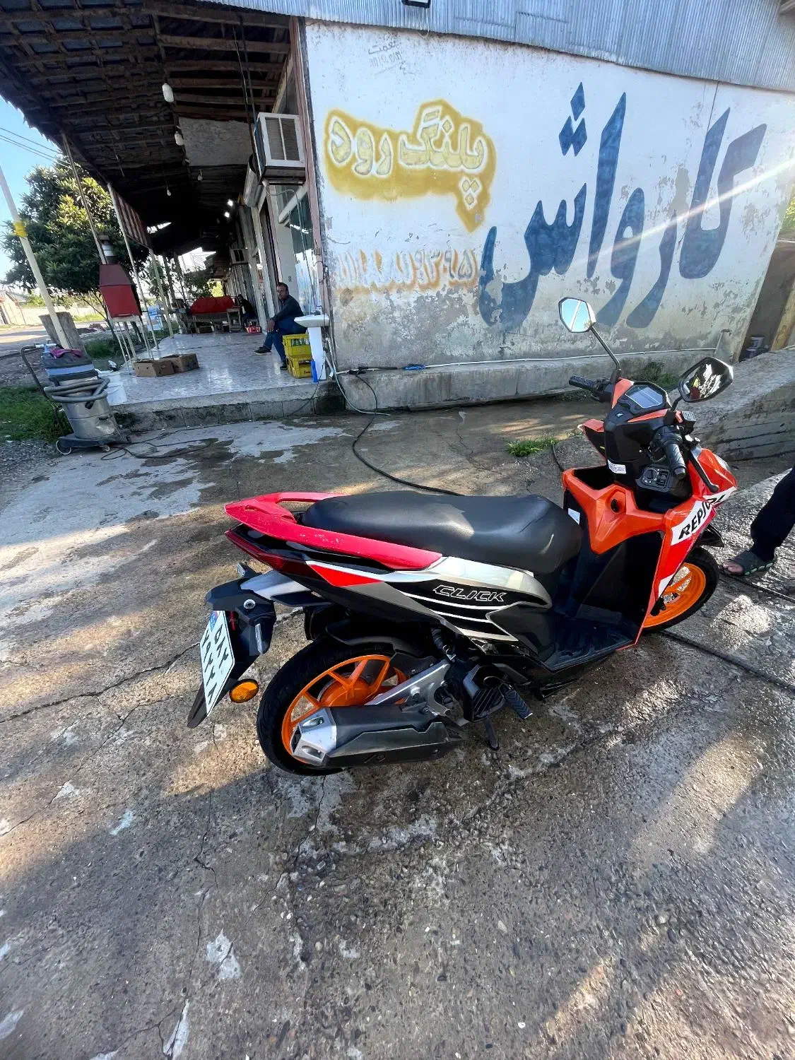 کلیک 150 مدل ۴۰۱|موتورسیکلت|فومن, |دیوار