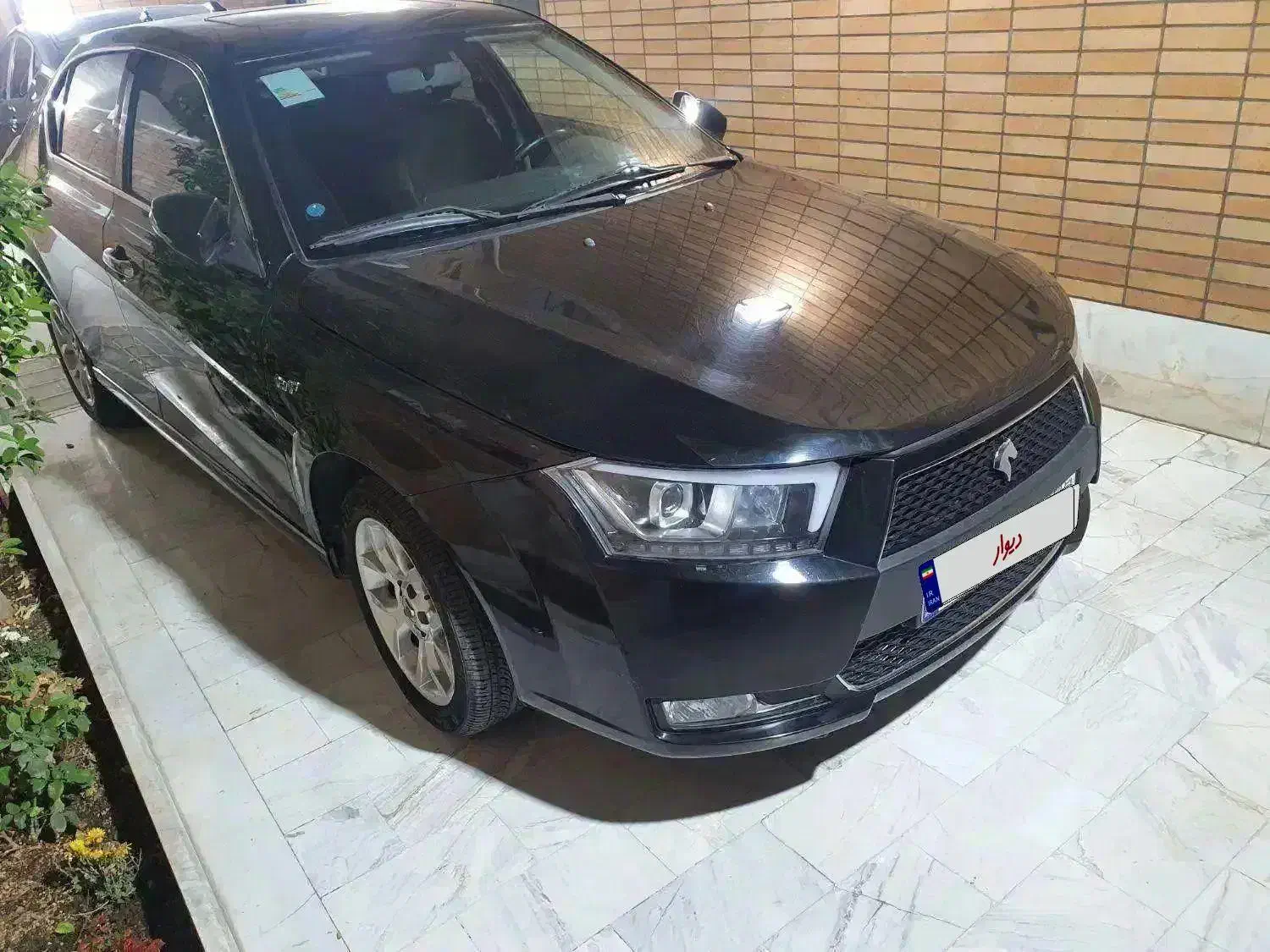 دنا پلاس توربو اتومات ۱۴۰۱ مشکی|خودرو سواری و وانت|کاشان, الغدیر|دیوار