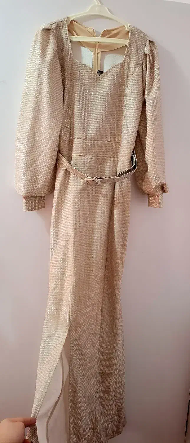 فروش لباس مجلسی درحد نو فقط یکبار پوشیده شده|لباس|شیراز, شهرک سراج|دیوار