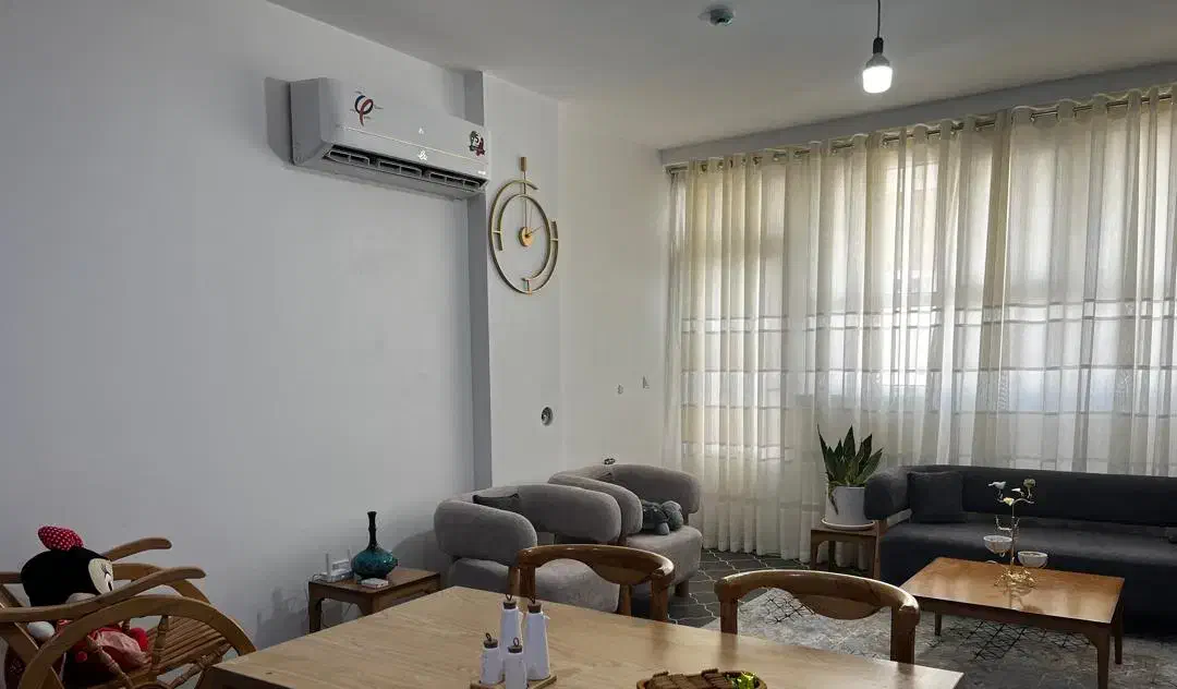 مبل هفت نفره مینیمال|مبلمان خانگی و میز عسلی|شیراز, انجیر|دیوار
