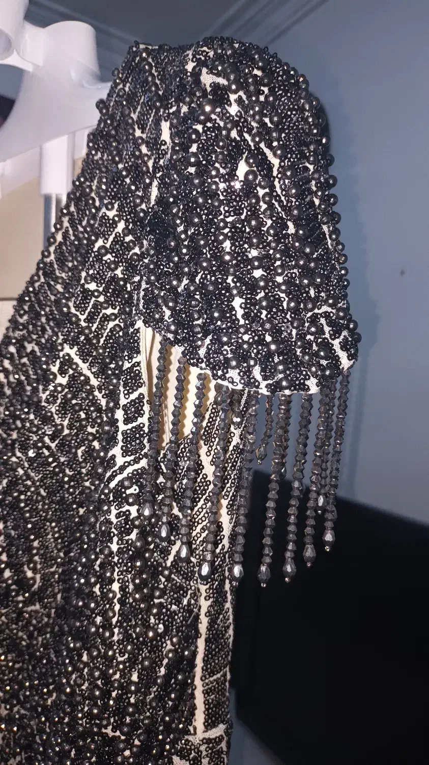 لباس مجلسی نو|لباس|رشت, حومه رشت|دیوار