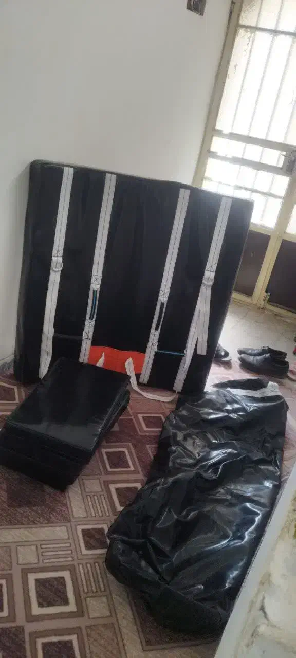 وسایل رزمی|تجهیزات ورزشی|پاپی, |دیوار