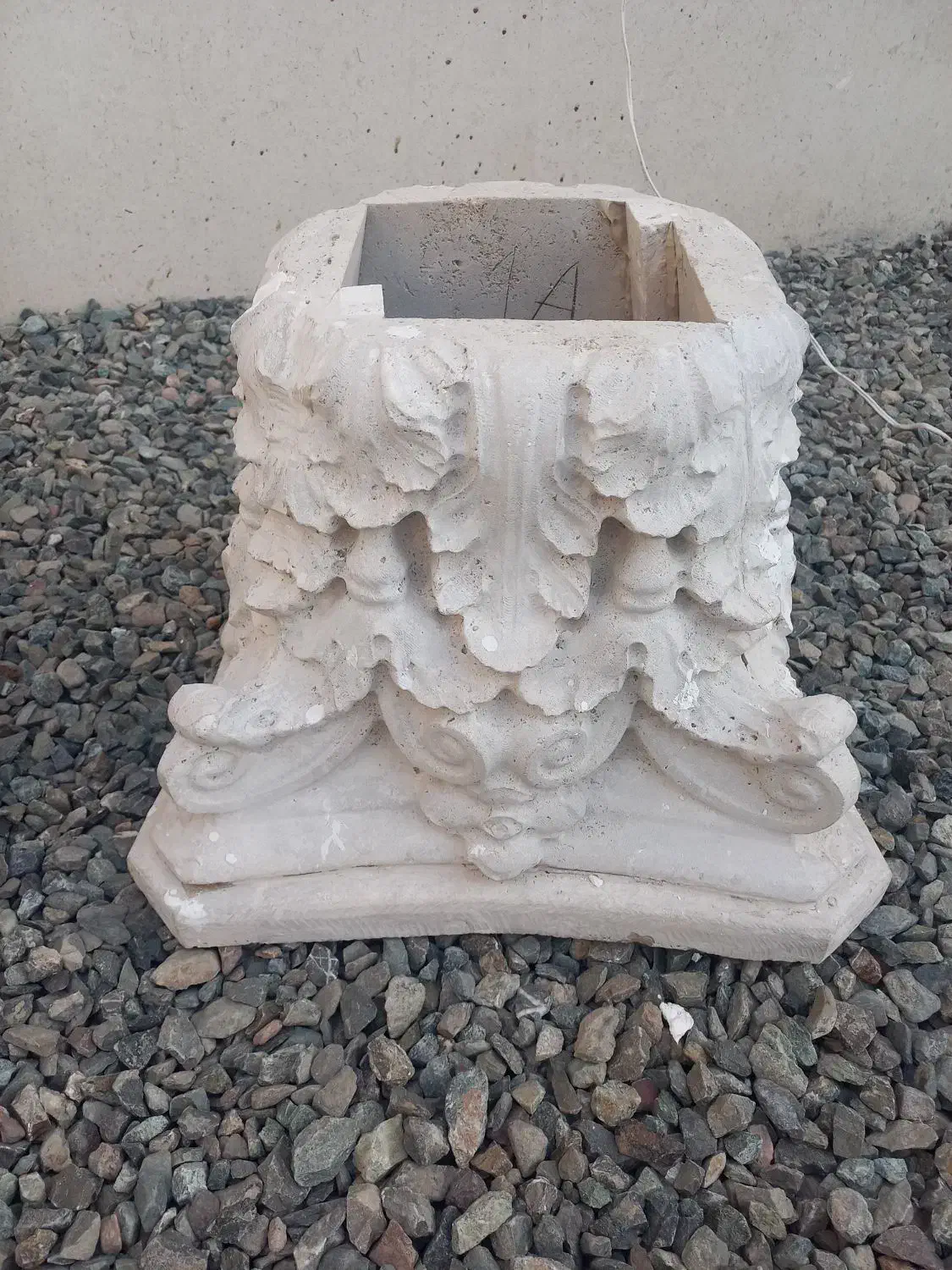 سرستون سنگی|مصالح و تجهیزات ساختمان|نهبندان, |دیوار