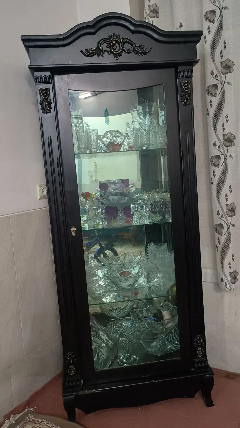 بوفه شیک.تمیز وسالم|بوفه، ویترین، کنسول|میبد, |دیوار