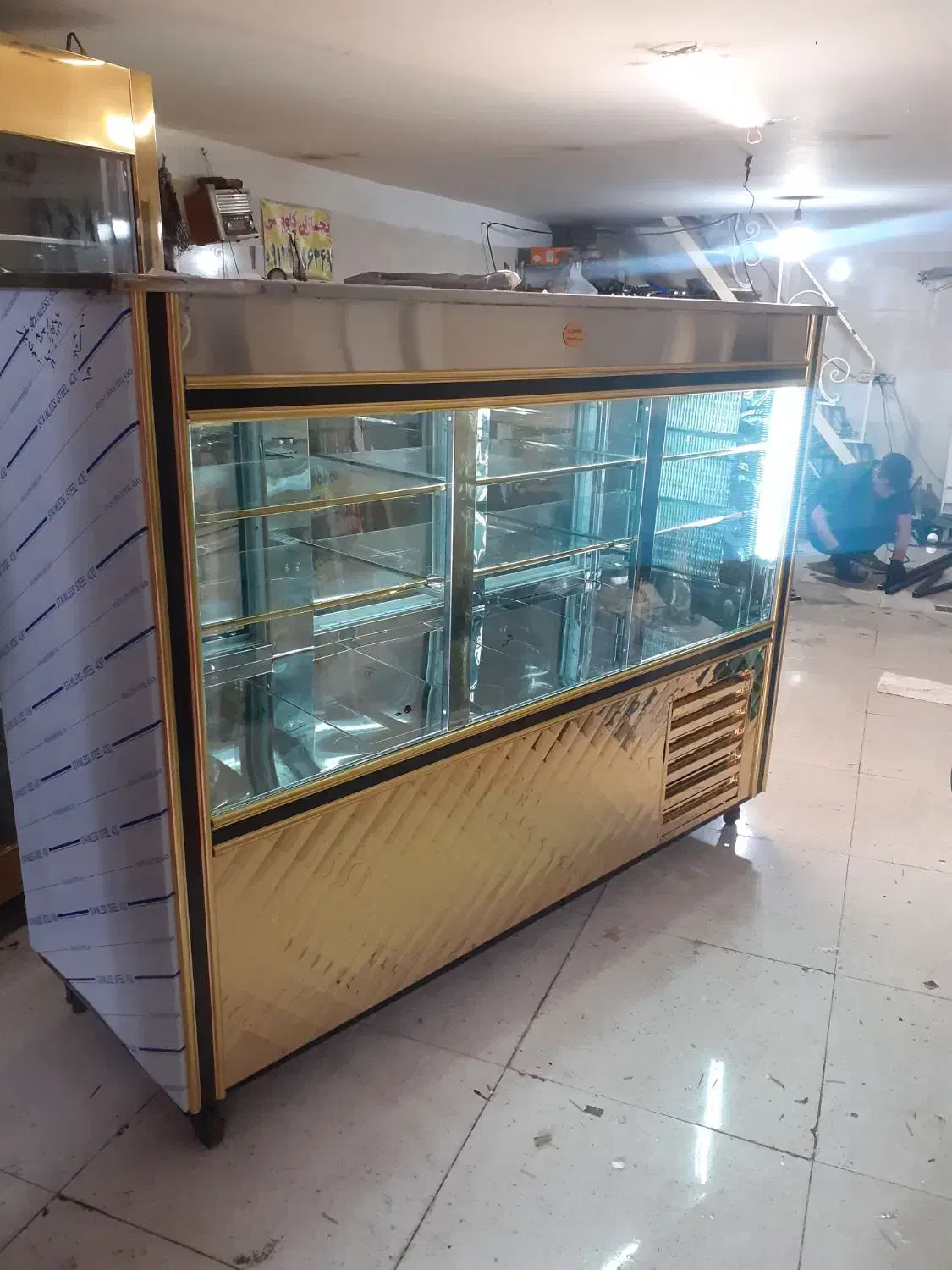 تولید انواع یخچال و فریزر صنعتی و ویترینی|فروشگاه و مغازه|تهران, علی‌آباد|دیوار