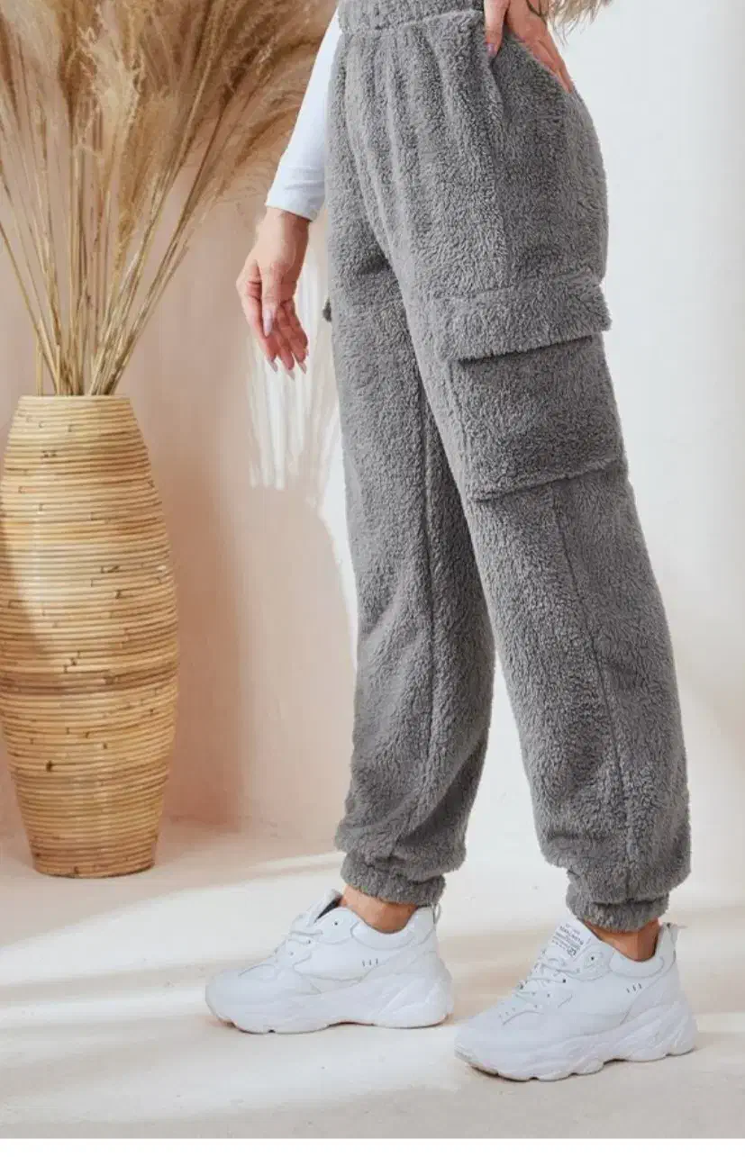 کارگاه بیرون بر کاپشن و سوئیشرت نیازمندیم|استخدام صنعتی، فنی، مهندسی|مشهد, بهاران|دیوار