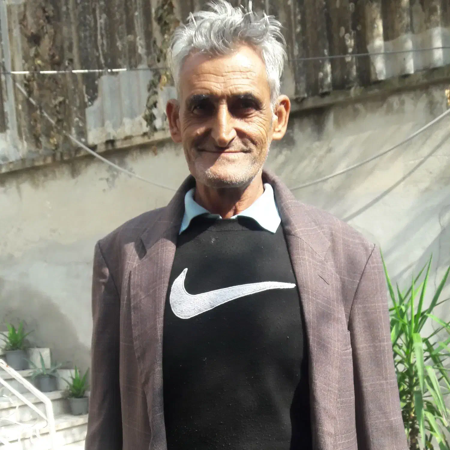 مدارک گم شوده|اشیا|گرگان, |دیوار