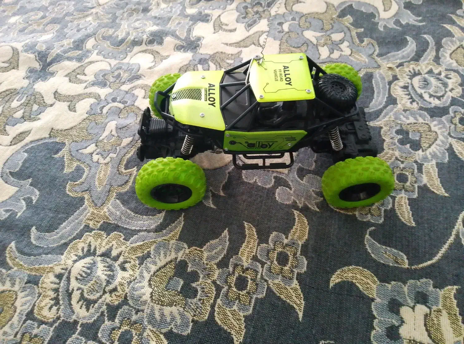 ماشین کنترلی|اسباب‌‌بازی|دامغان, |دیوار