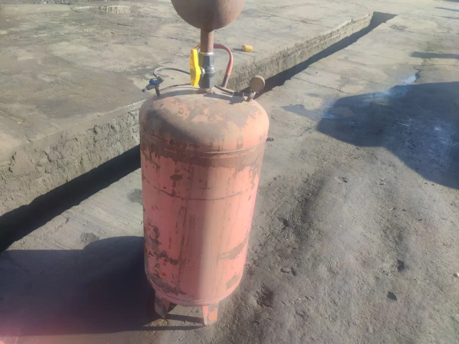 پمپ باد|ابزارآلات|مشهد, رباط طرق|دیوار