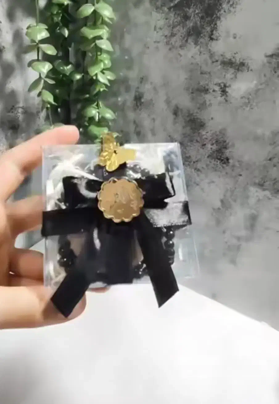 انواع‌گیفت مجلسی وعزاانواع گل روبانی باکس|زیورآلات و اکسسوری|خوی, |دیوار