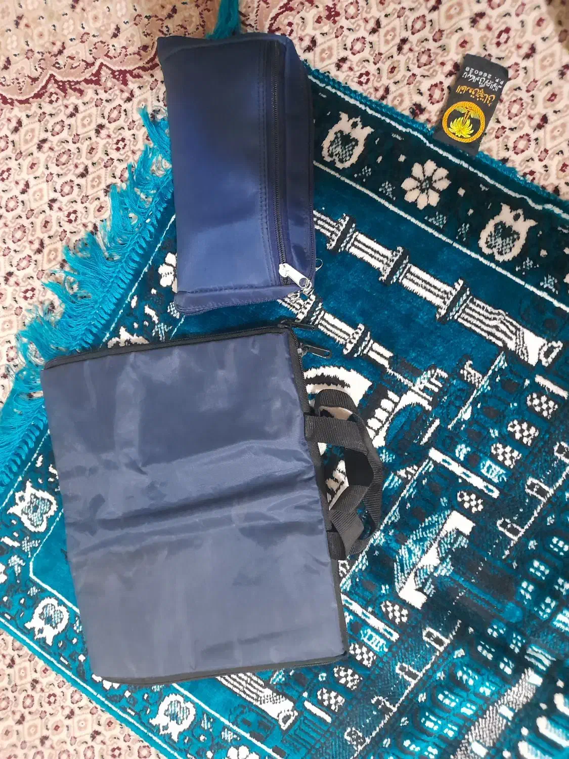 جا نماز نو|گلیم، جاجیم، گبه|قم, صدوق|دیوار