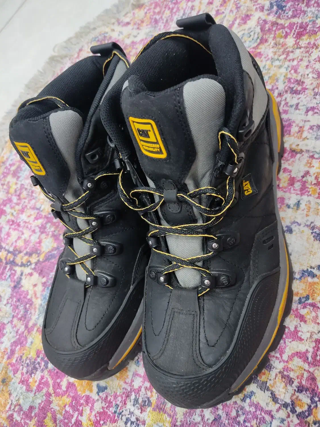 نیم بوت کاترپیلار اصل امریکایی|کیف، کفش، کمربند|شیراز, نصر|دیوار