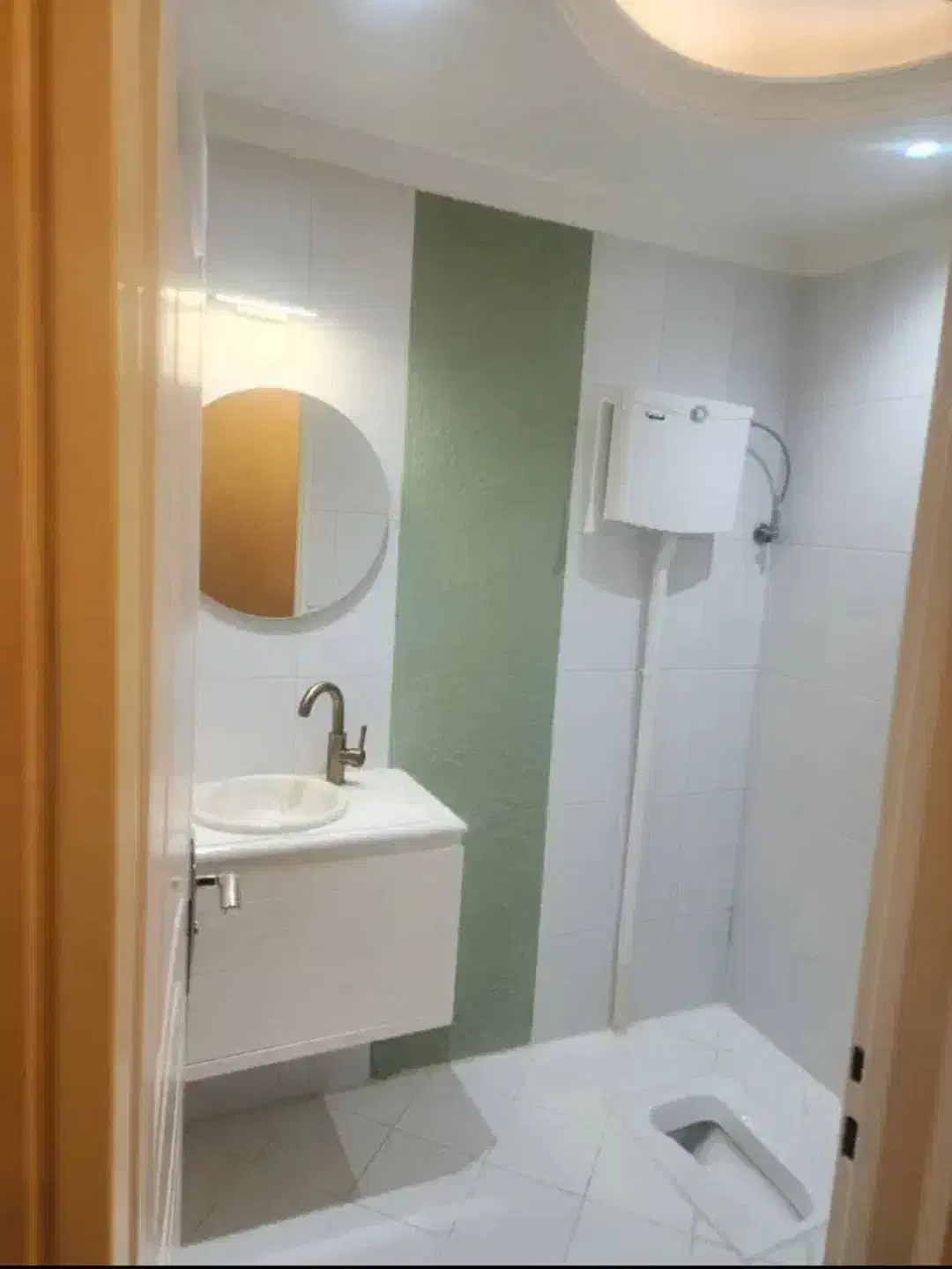 140متر سالن پرده رو به آفتاب تخلیه *