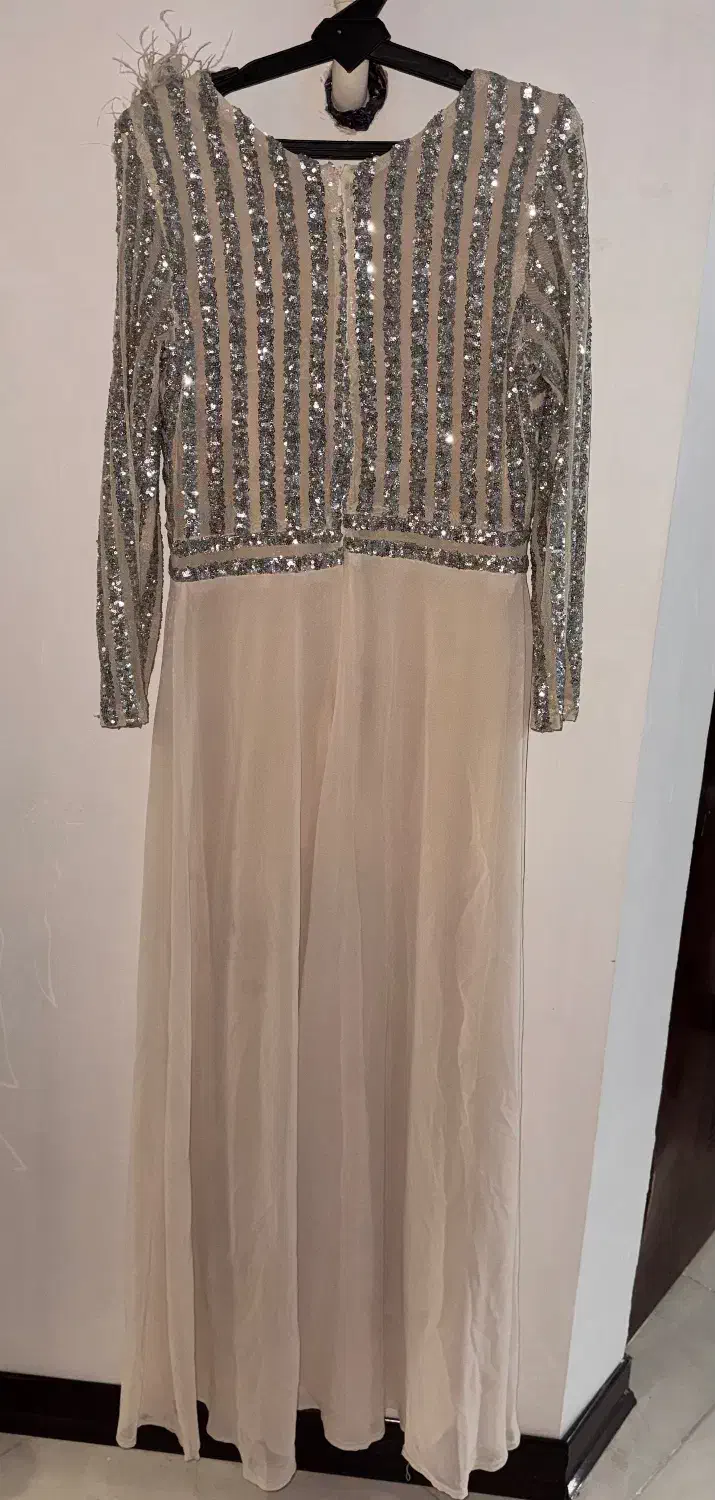 لباس شب|لباس|گلپایگان, |دیوار