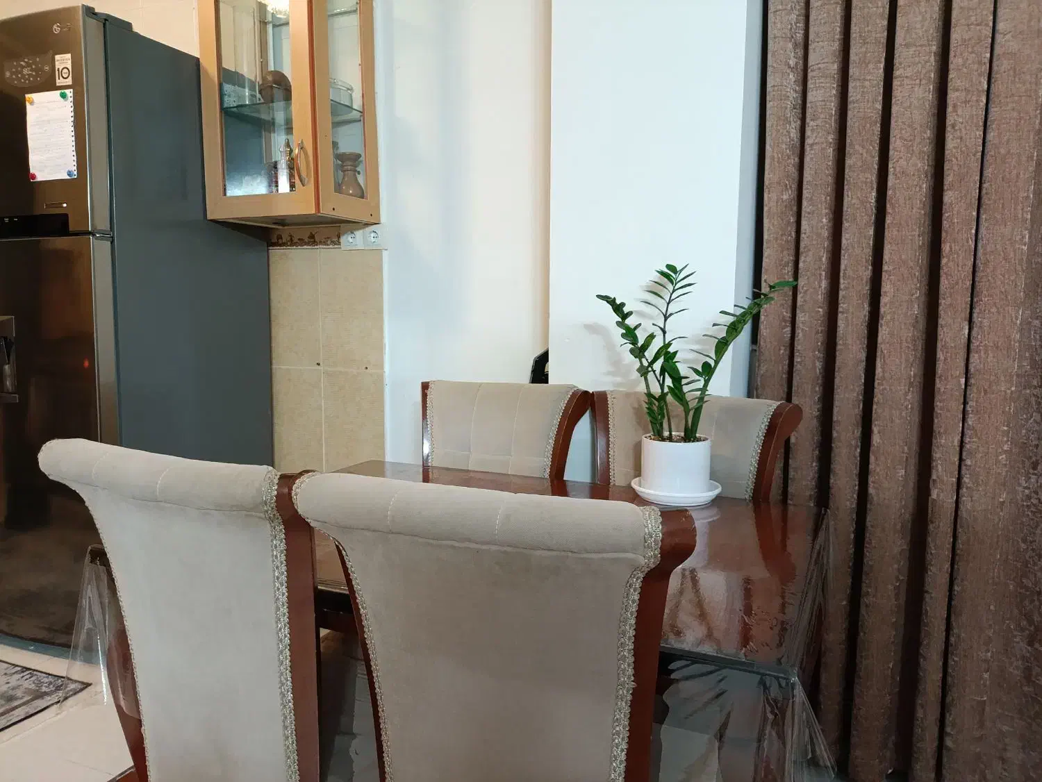 میز ناهارخوری ۴ نفره در حد نو|میز و صندلی غذاخوری|شاهرود, |دیوار