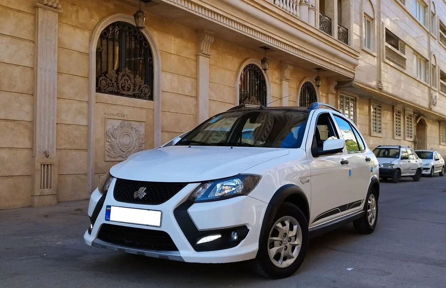 کوییک RS مدل 1403 فول سفید مشکی|خودرو سواری و وانت|شیراز, شهرک سراج‎|دیوار