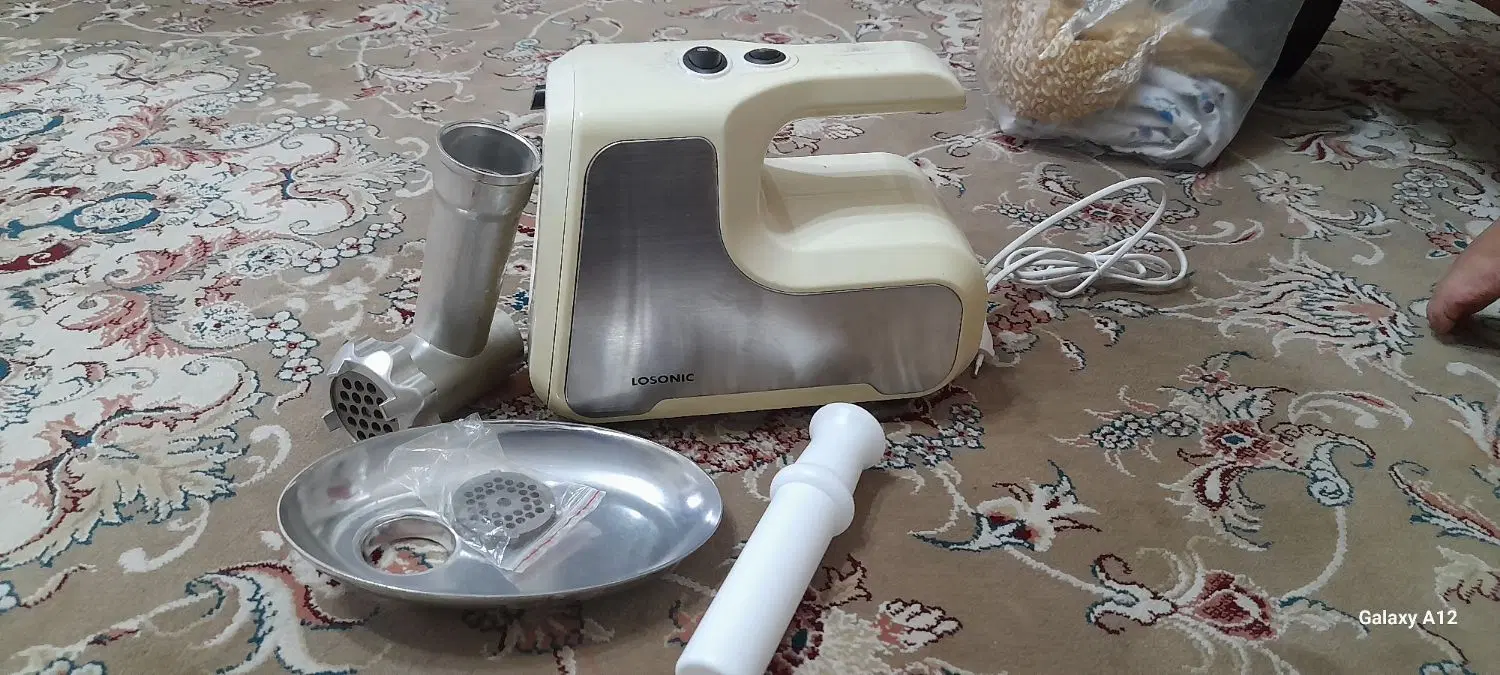 چرخ گوشت|خردکن، آسیاب، غذاساز|تربت جام, فاز ۱ فرهنگیان|دیوار
