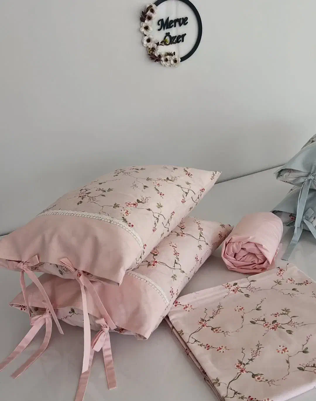 دوخت انواع روبالشتی،دم کنی، ملافه و کوسن فوری|رختخواب، بالش، پتو|مشهد, رده|دیوار