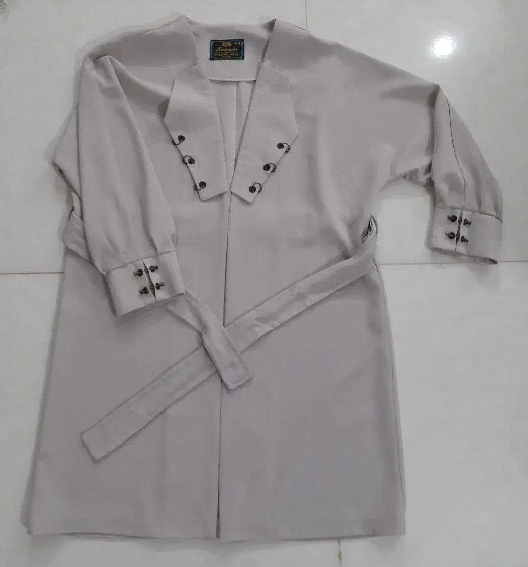 مانتو های تمیز قیمت مناسب|لباس|قم, تولید دارو و یخچال|دیوار