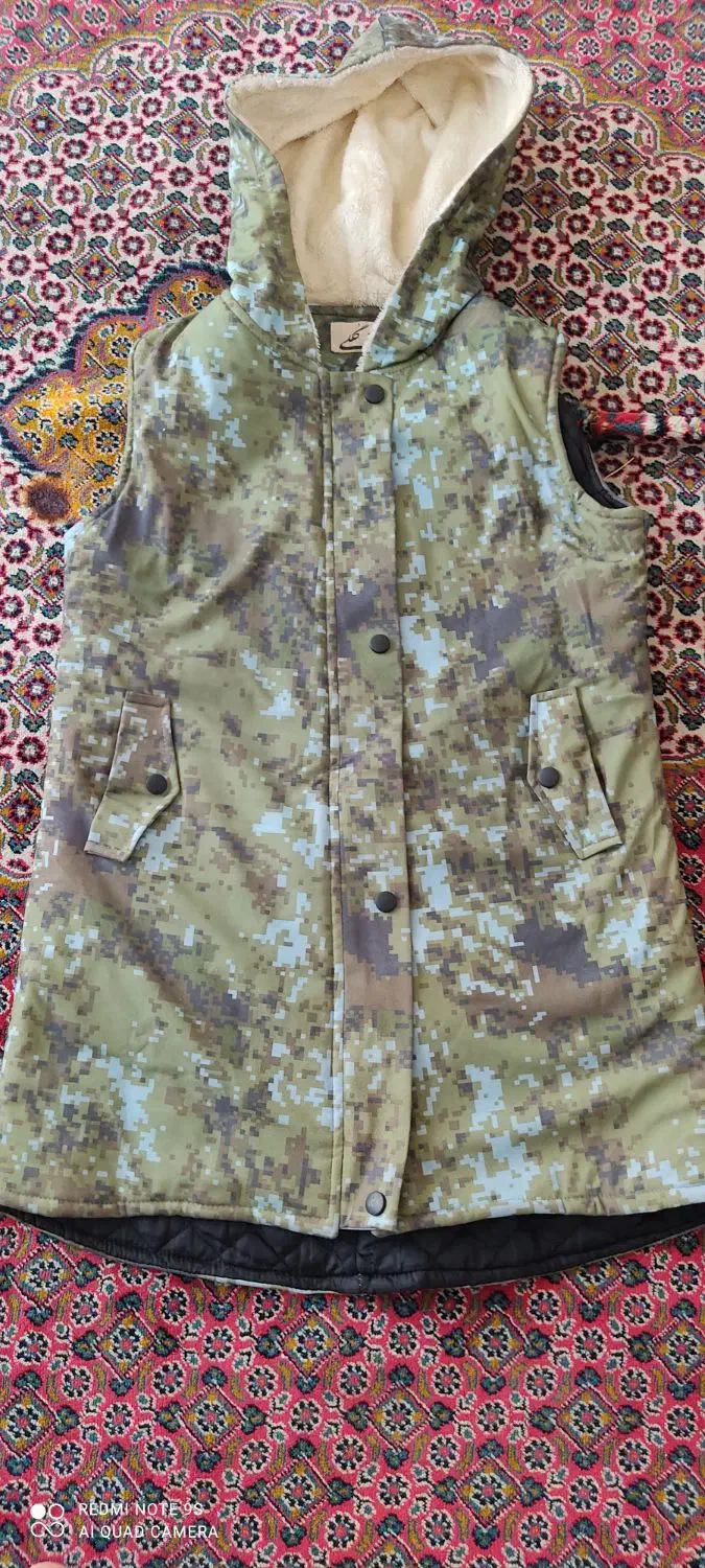 پافر زنانه زیبا  و تمیز درحدنو|لباس|کاشمر, |دیوار