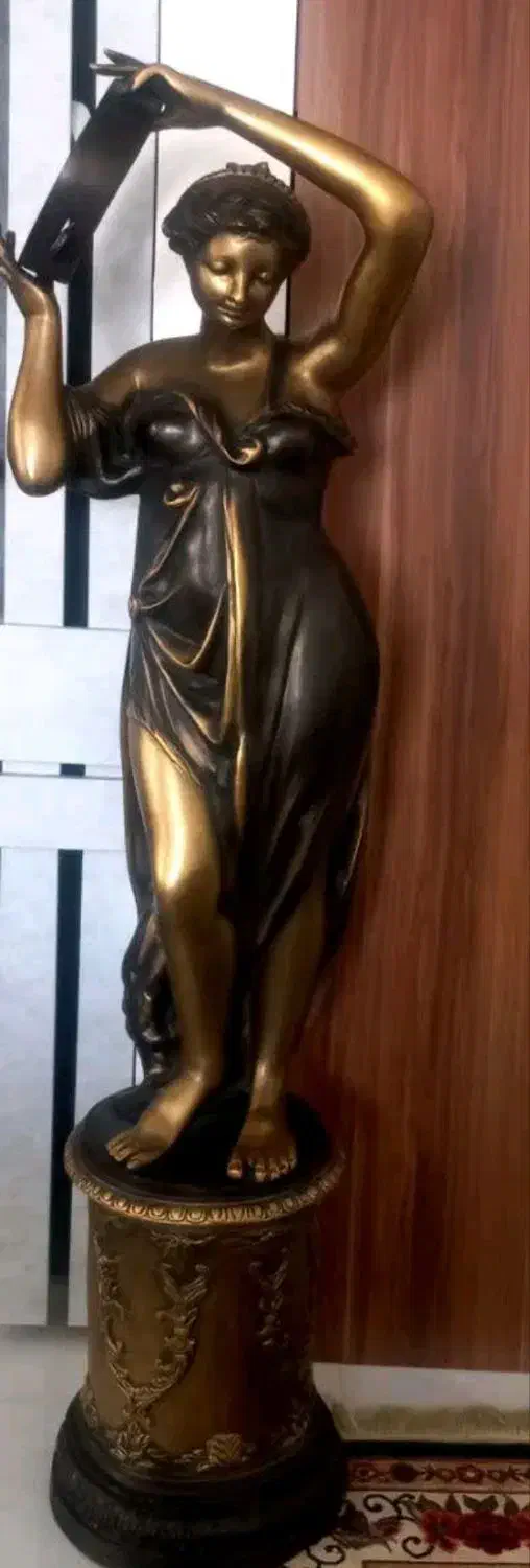 مجسمه برنزی|مجسمه، تندیس، ماکت|اراک, |دیوار