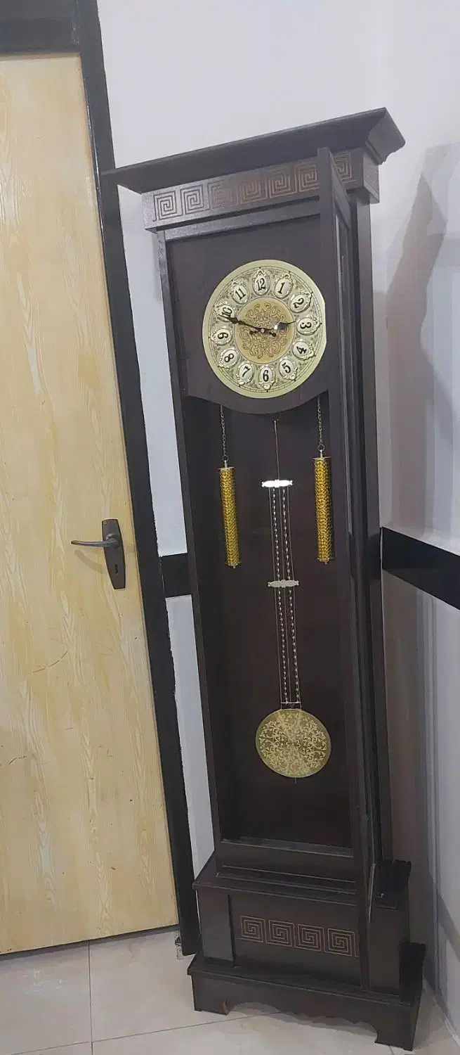 فرش ، کنار فرش ، ماشین کودک|اسباببازی|قروه, |دیوار