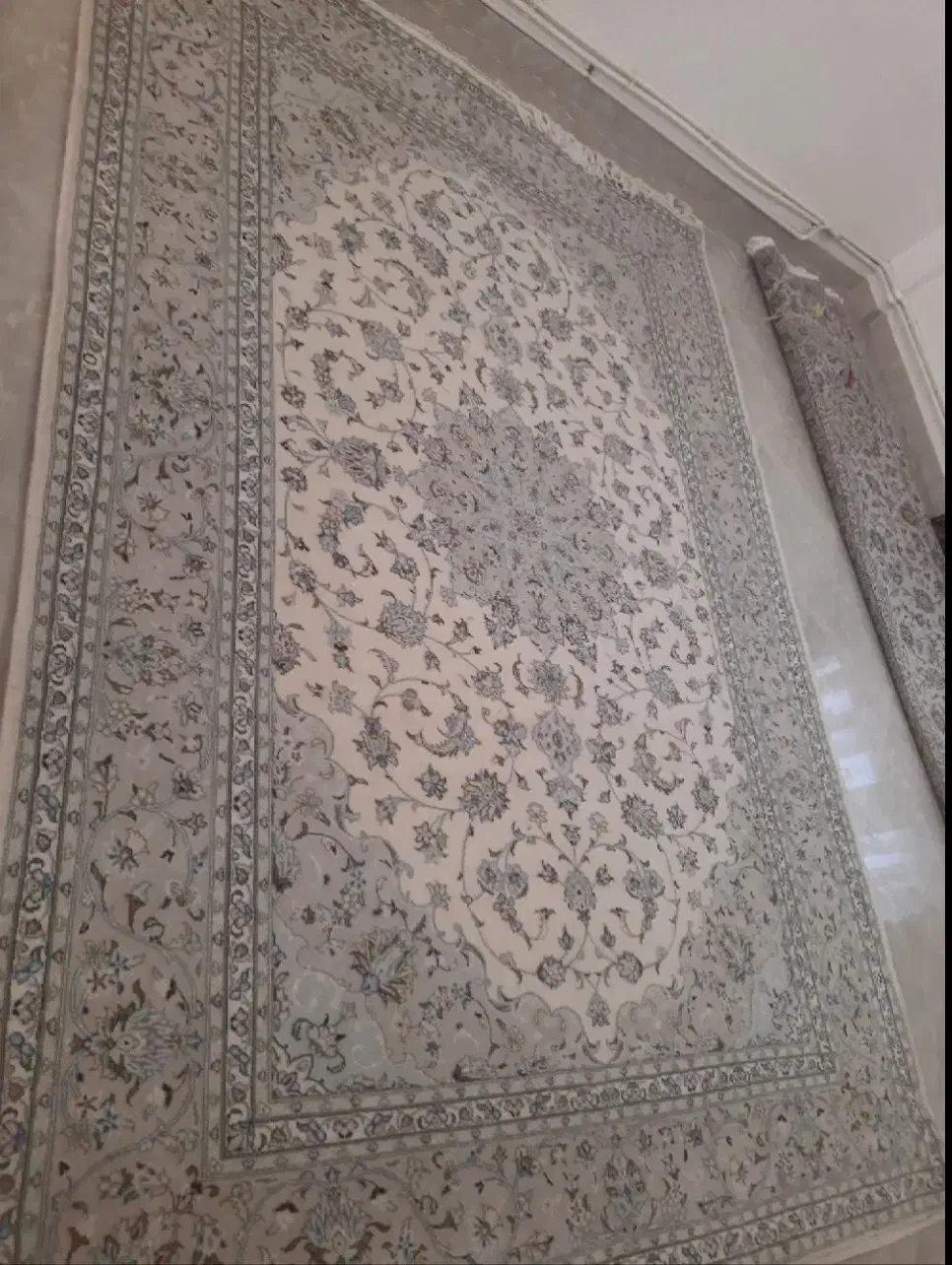 فرش دستباف نو|فرش|کرج, شهرک اوج|دیوار