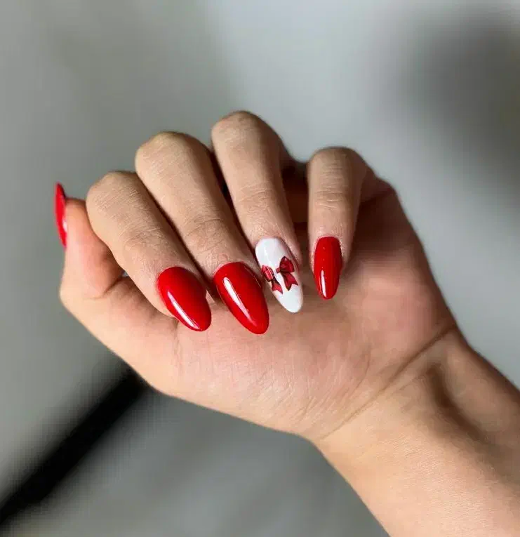 جشنواره فوق العاده کاشت ناخن برای ۵ نفر|خدمات آرایشگری و زیبایی|فولادشهر, A2|دیوار