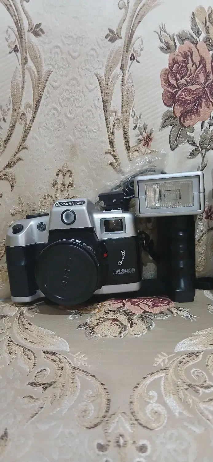 دوربین قدیمی در حد نو|کلکسیون اشیاء عتیقه|اهواز, آسیاباد|دیوار