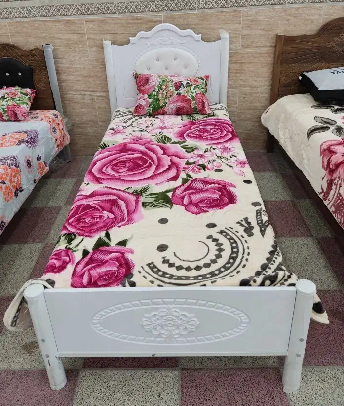 باورت میشه تخت خواب فقط روزی 30 هزار تومن|تخت و سرویس خواب|مهریز, |دیوار