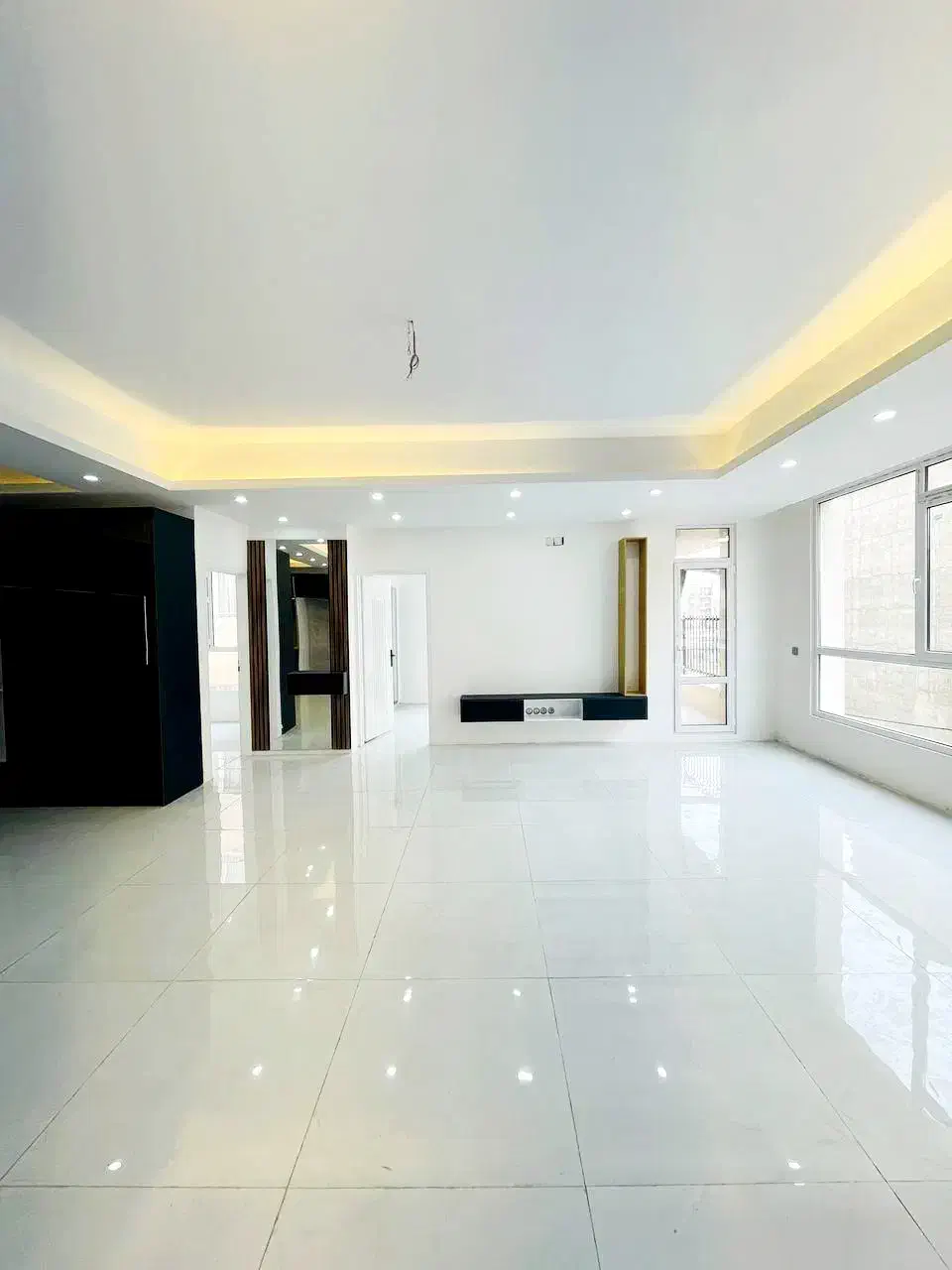 ۹۲متری غرق نور+ پارکینگ + آسانسور+نمارومی+ سنددار|فروش آپارتمان|اندیشه, اندیشه فاز ۱|دیوار