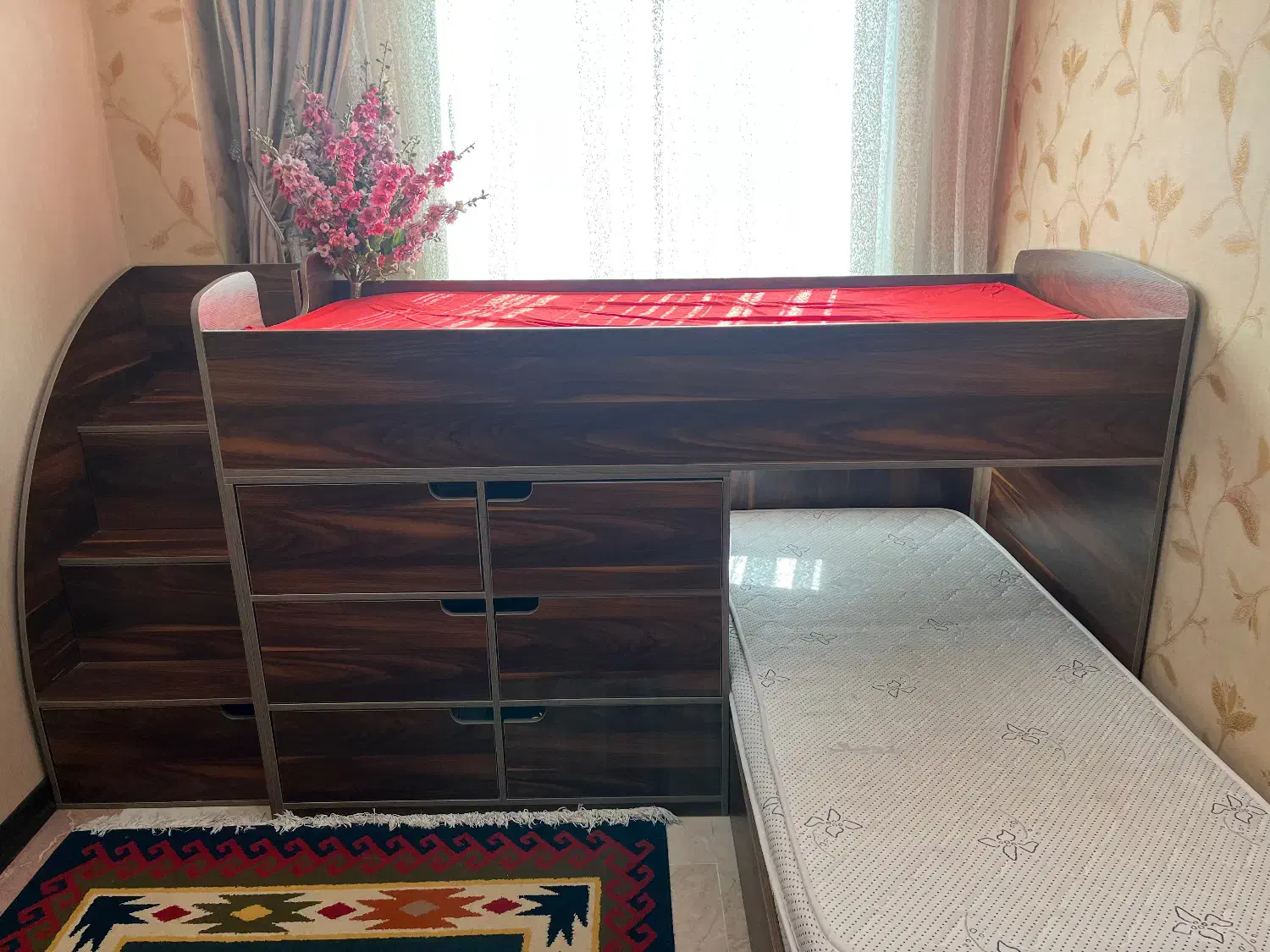 تخت دو طبقه + کمد /جادار و مناسب کودک و نوجوان|تخت و سرویس خواب|تهران, سازمان برنامه شمالی|دیوار