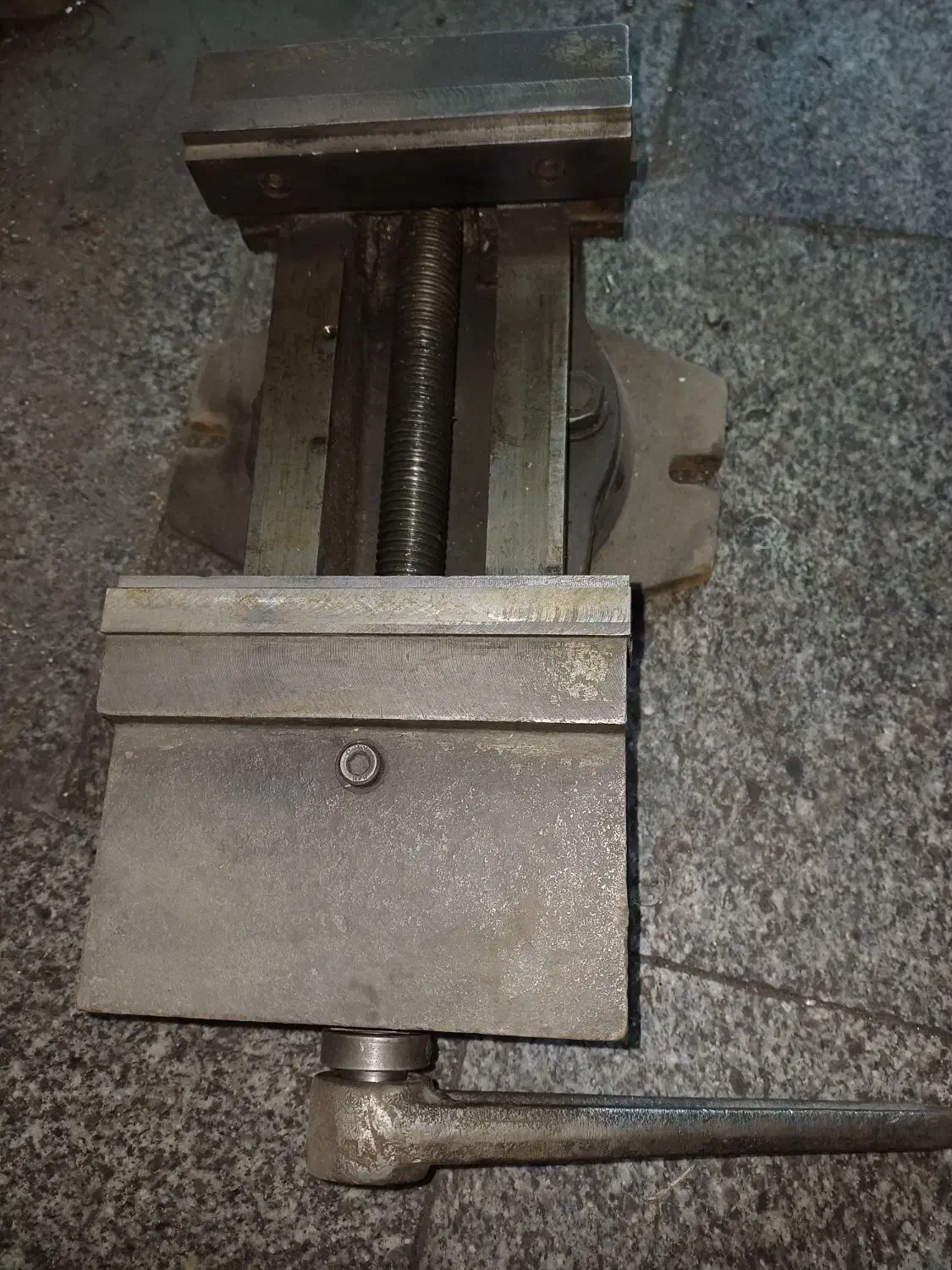 گیره زیردریلی|ابزارآلات|مشهد, کوی دروی|دیوار