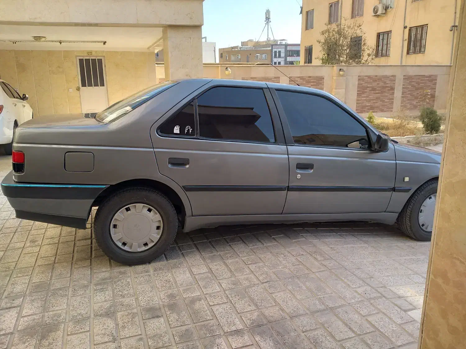 فروش فوری پژو 405 Glx آماده تحویل|خودرو سواری و وانت|فردیس, فرامرزیه|دیوار