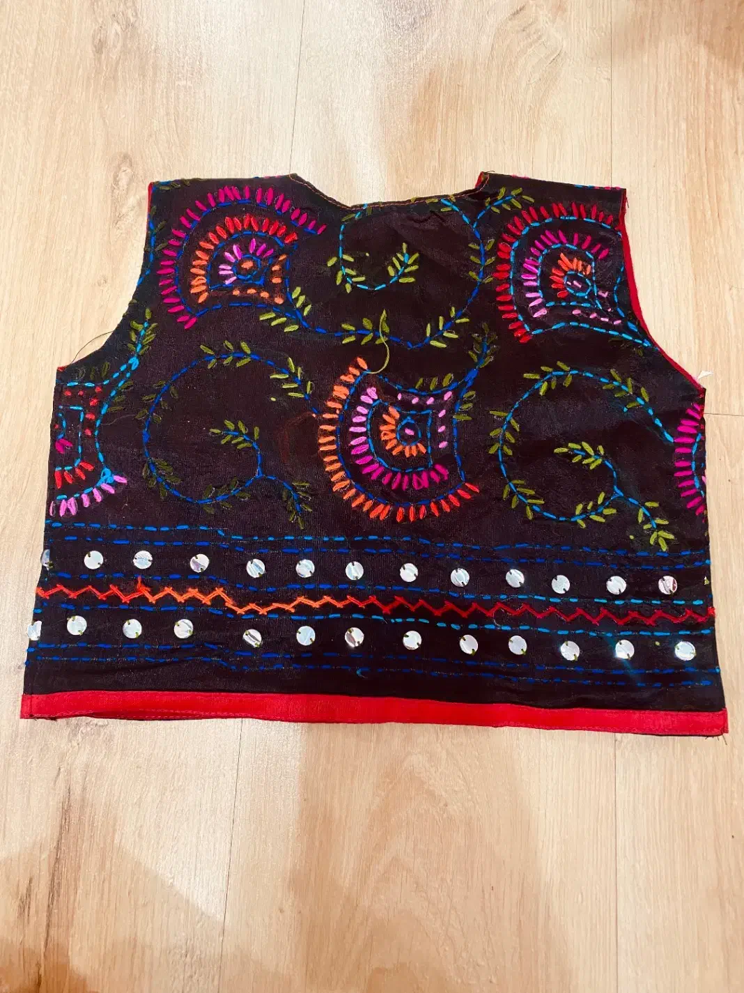 وست خاص مزون دوز دخترانه یلدایی|کفش و لباس بچه|تهران, حکیمیه|دیوار