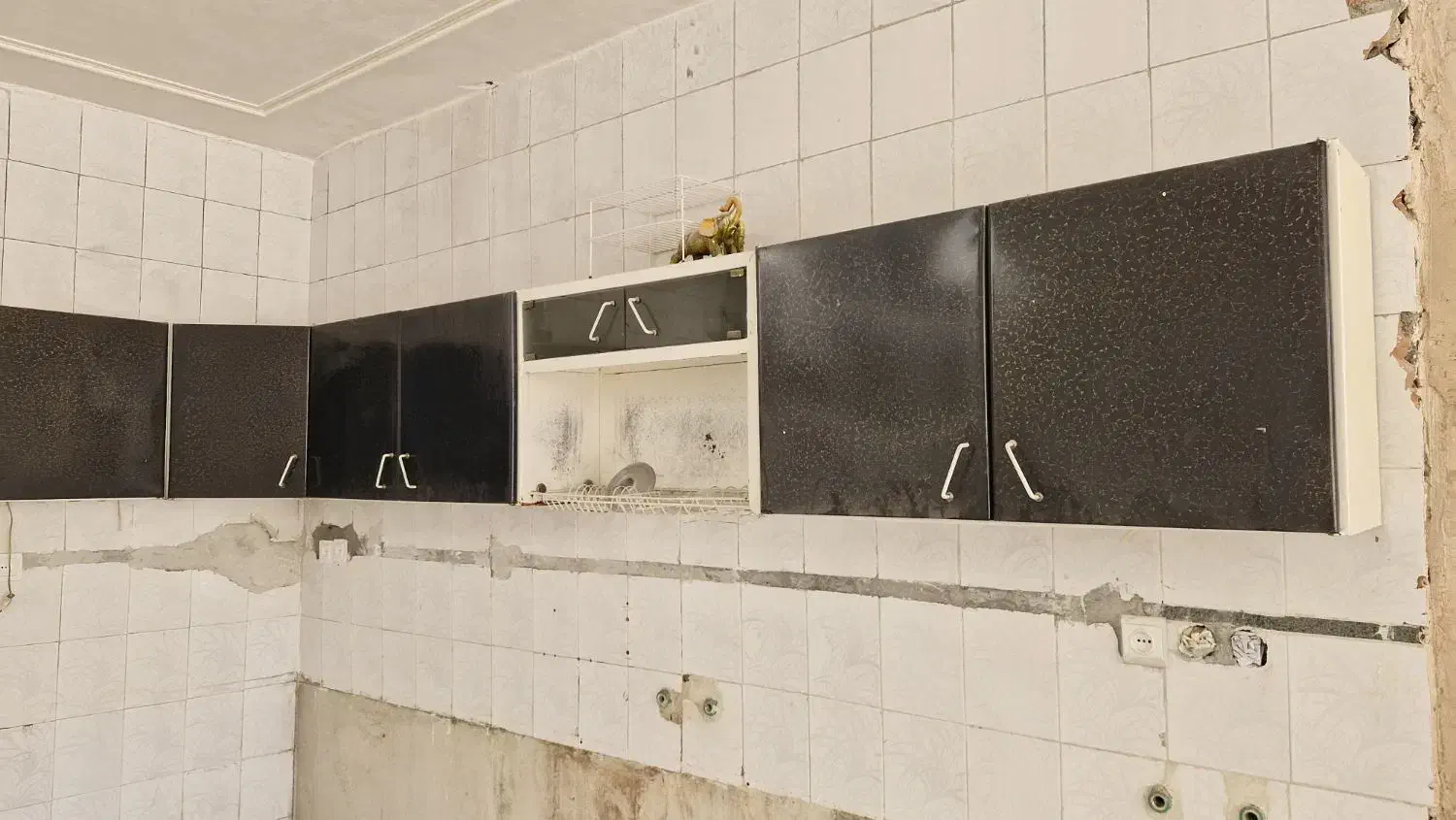 کابینت سالم|مصالح و تجهیزات ساختمان|شاهین‌شهر, نبوت|دیوار