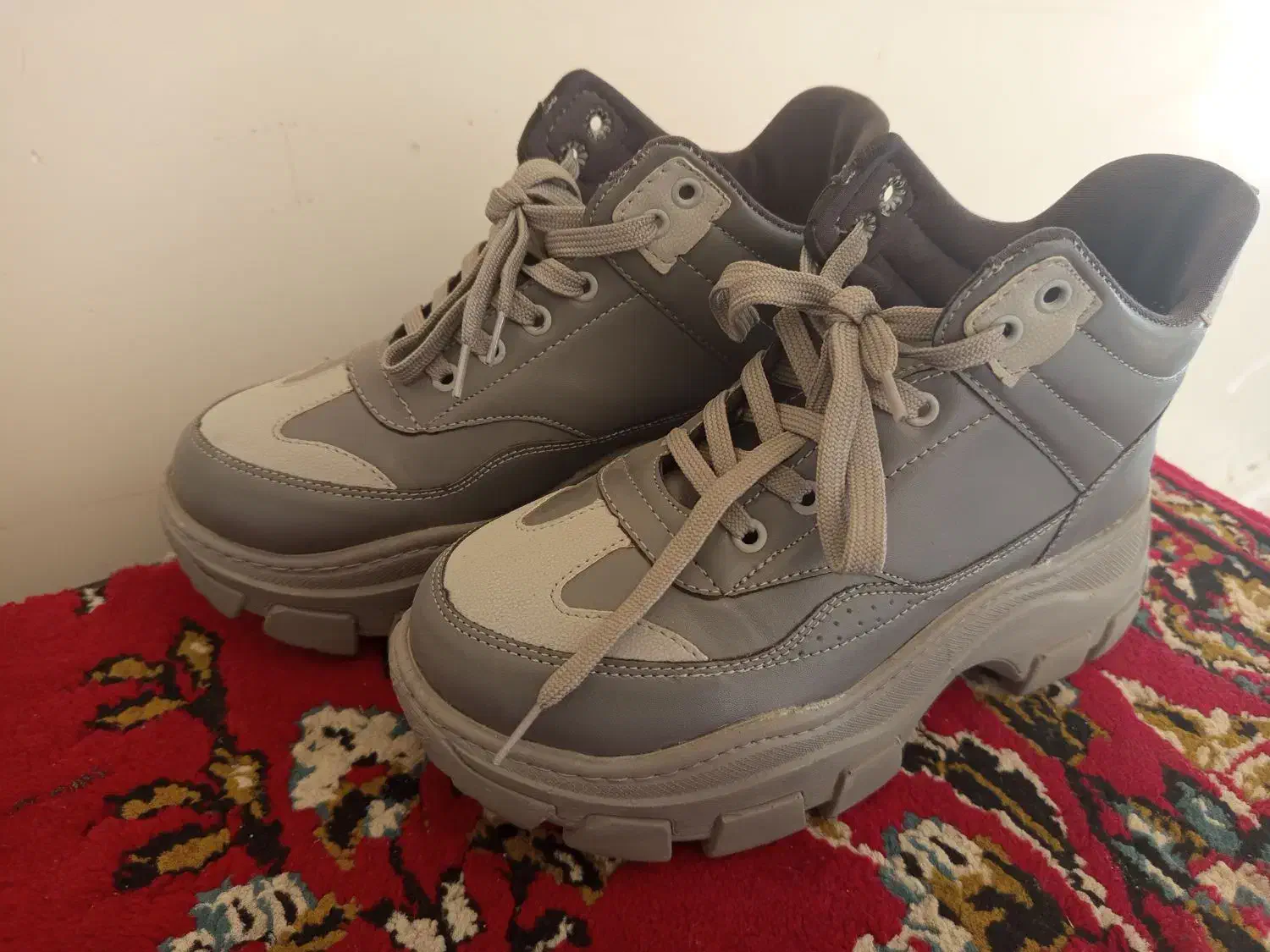 کفش تمیز به رنگ طوسی|کیف، کفش، کمربند|بندر امام خمینی, |دیوار