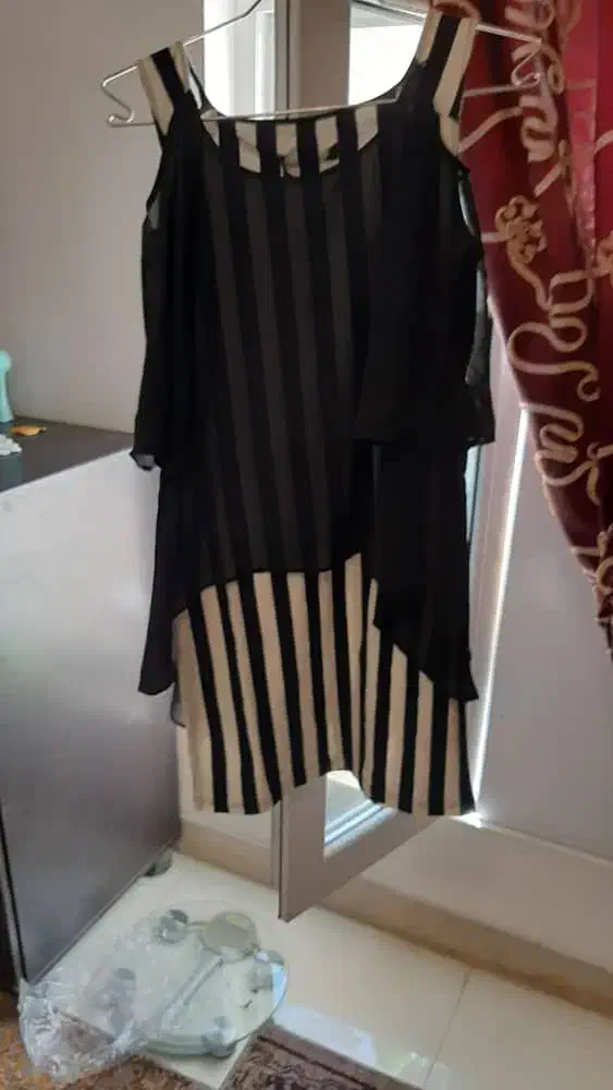 تعداد زیادی لباس|کفش و لباس بچه|بهبهان, |دیوار