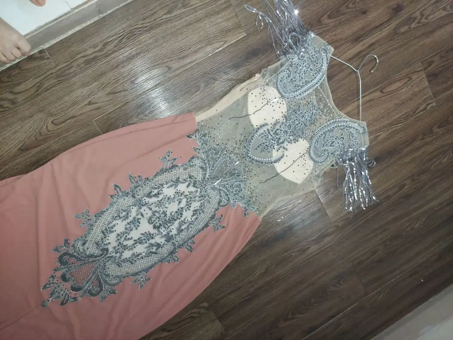 لباس|لباس|قم, باجک دو|دیوار