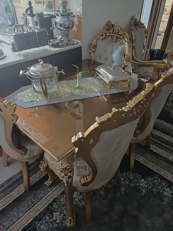 میز ناهار خوری سلطنتی در حد نو|میز و صندلی غذاخوری|اندیشه, شهرک صدف|دیوار