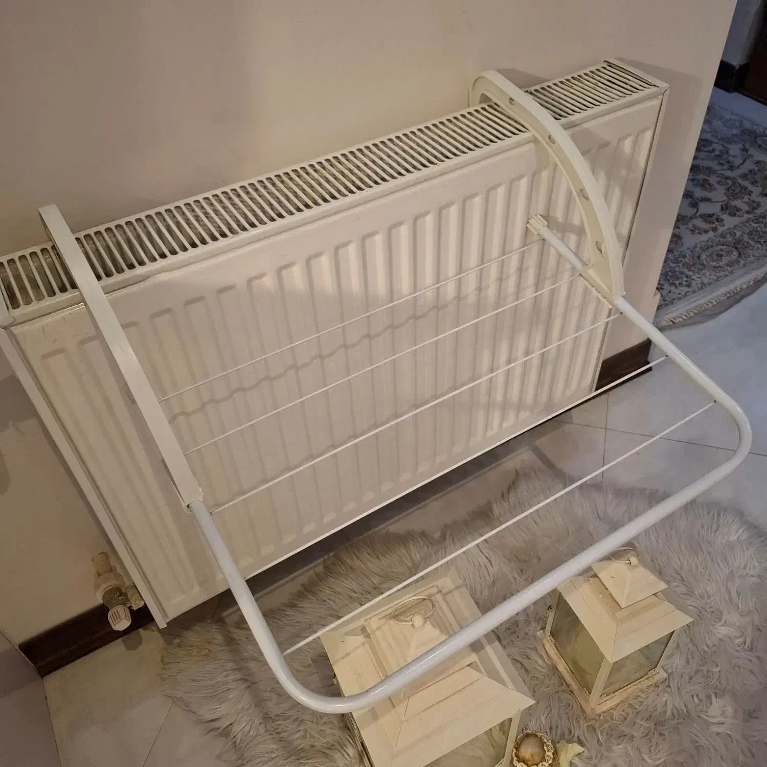 بند رخت شوفاژی|بندرخت و رخت‌آویز|تهران, افسریه جنوبی|دیوار