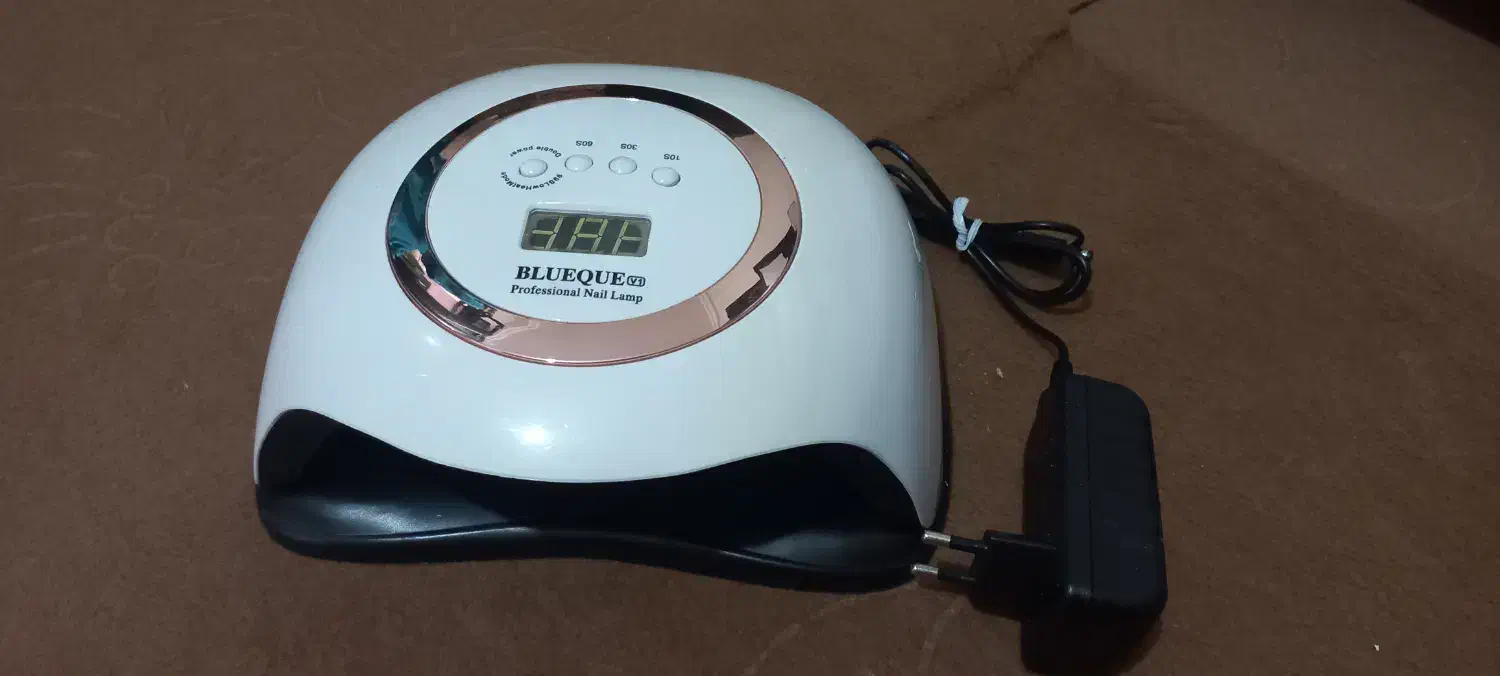 لوازم کاشت ناخن|آرایشگاه و سالن‌های زیبایی|چوبر, |دیوار