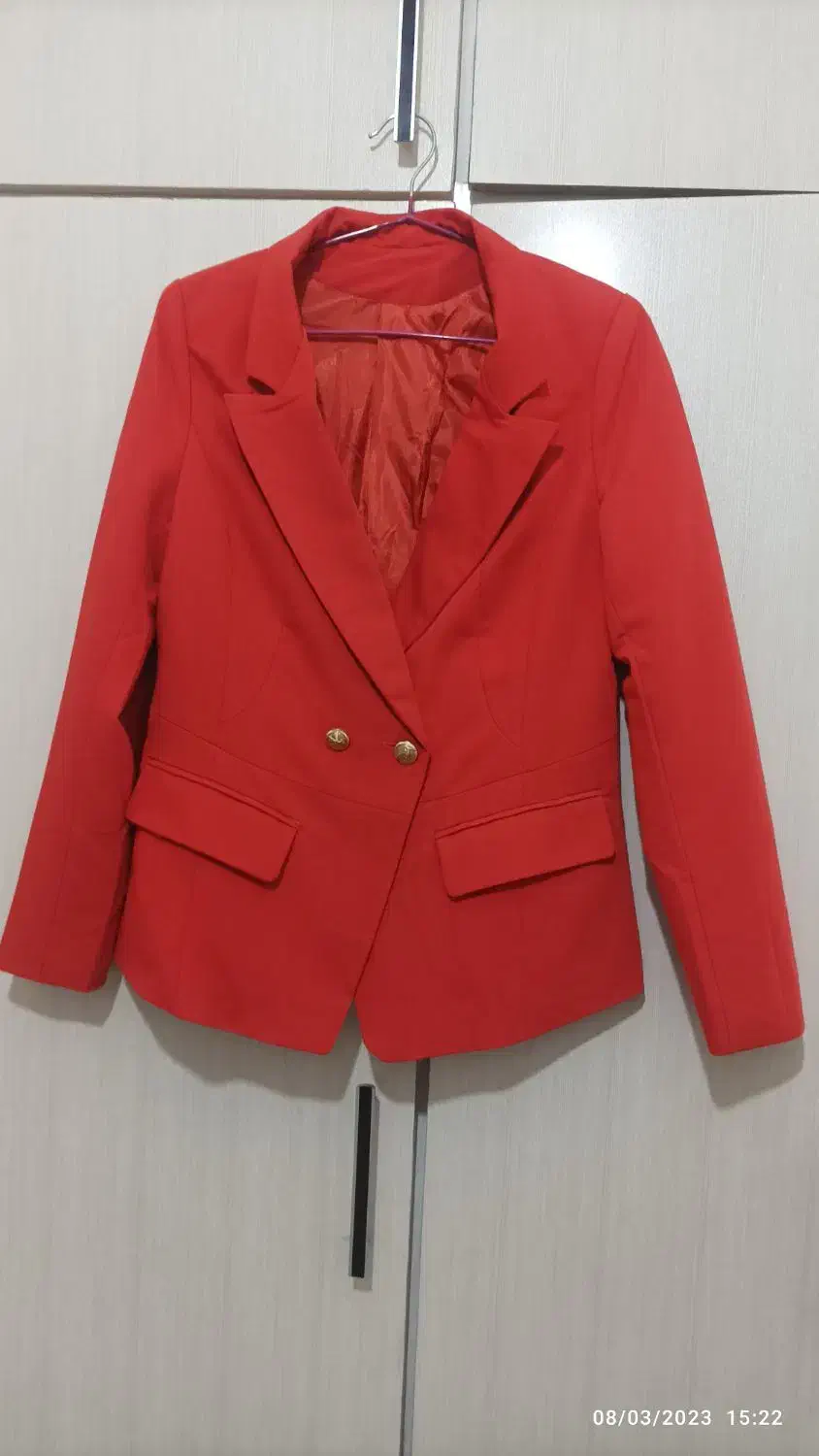 لباس مجلسی|لباس|لاهیجان, جمهوری|دیوار