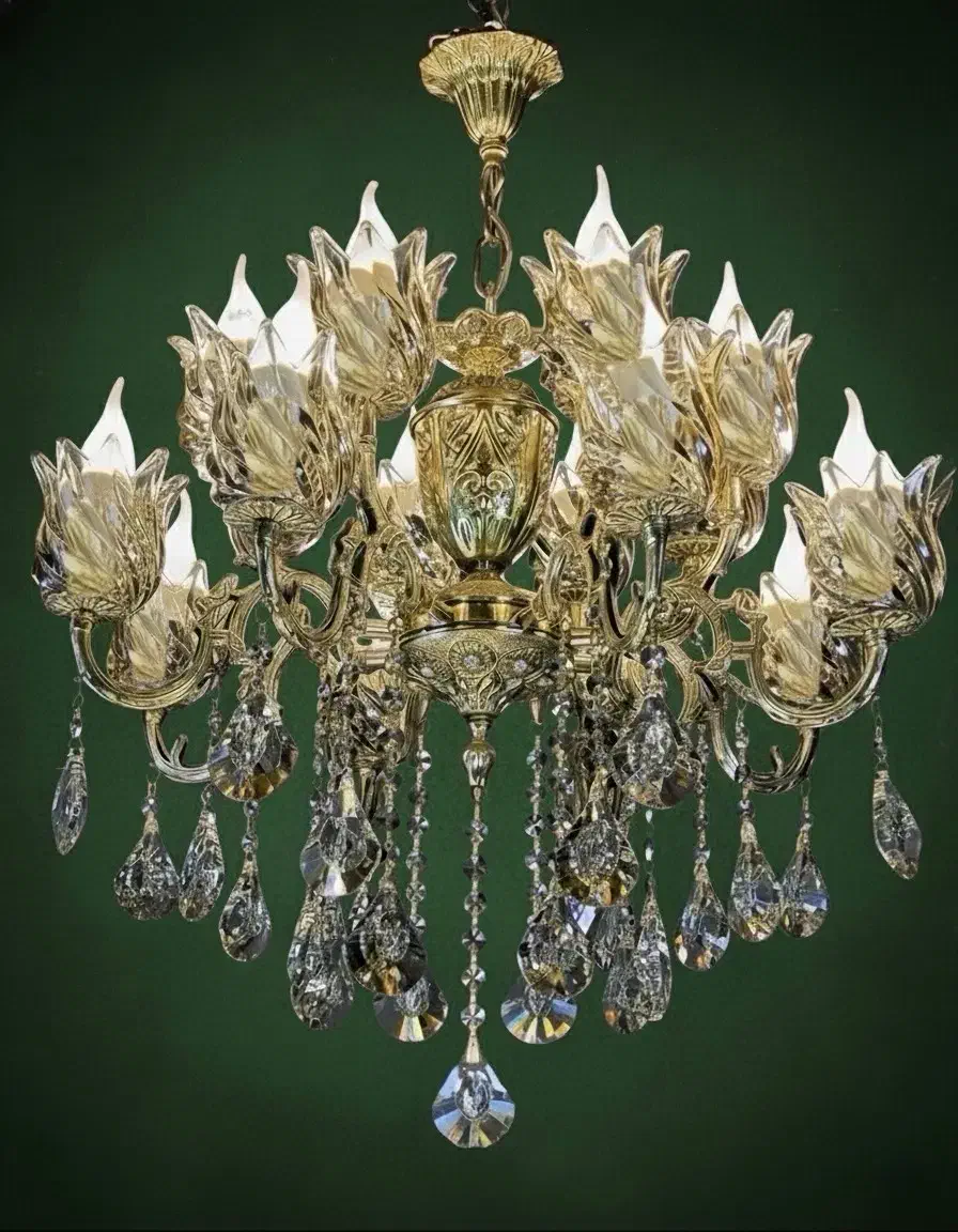 لوستر بیســت شعله/طرح تعویض لوسترکهنه برنج با نو|لوستر و چراغ آویز|تهران, نعمتآباد|دیوار