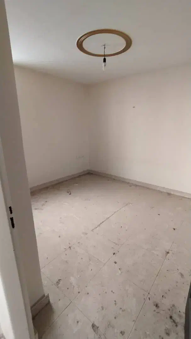 رهن واجاره ملک دربست در 3طبقه کلا 240متر بنای مفید|اجارهٔ خانه و ویلا|تهران, فلسطین (میدان انقلاب)|دیوار