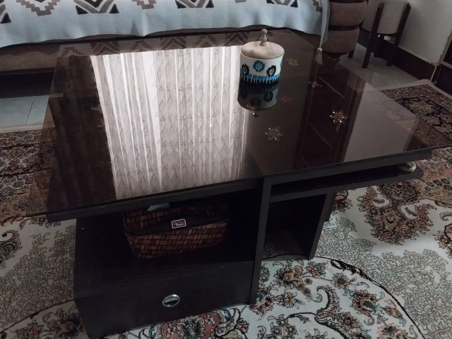 میز|مبلمان اداری|رشت, کوی مهر|دیوار